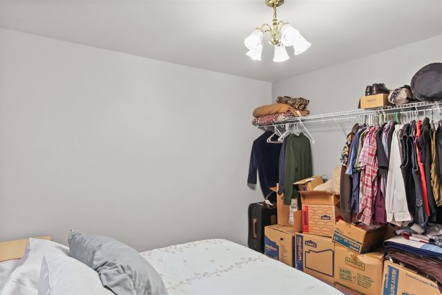 620 13th St NE, Minot, ND 58703