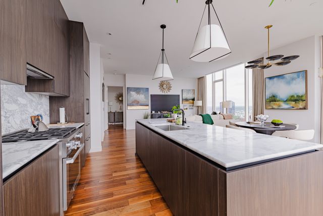 160 2nd Ave S Apt 2602, Nashville, TN 37201