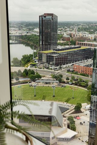 160 2nd Ave S Apt 2602, Nashville, TN 37201