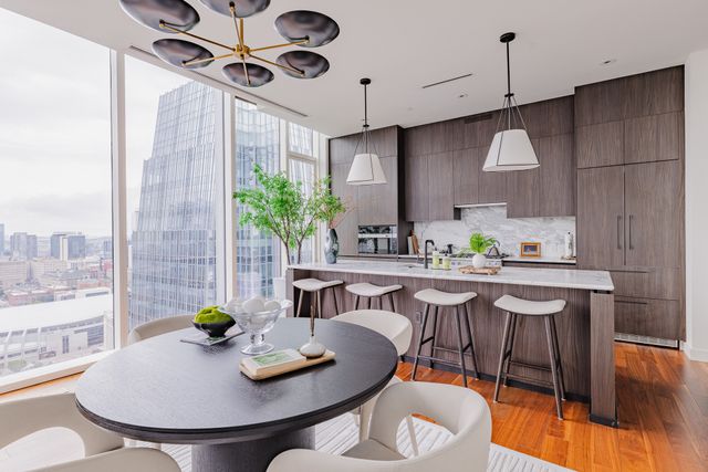 160 2nd Ave S Apt 2602, Nashville, TN 37201