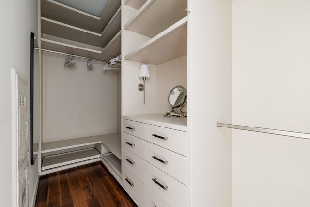 160 2nd Ave S Apt 2602, Nashville, TN 37201