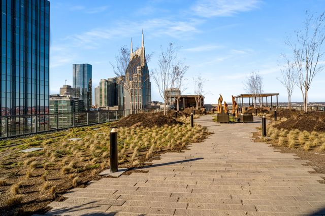 160 2nd Ave S Apt 2602, Nashville, TN 37201
