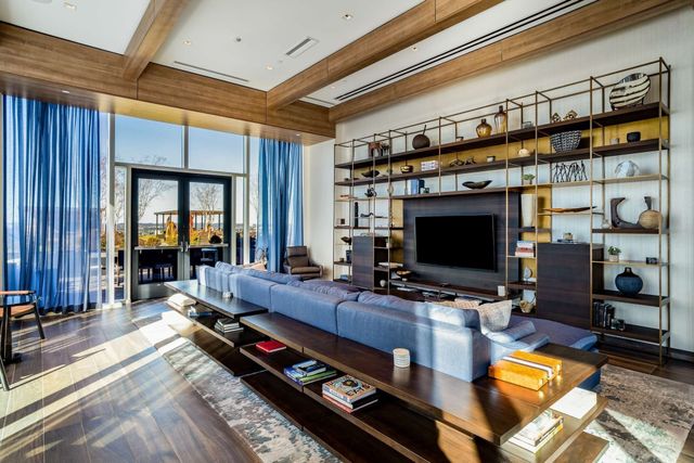 160 2nd Ave S Apt 2602, Nashville, TN 37201