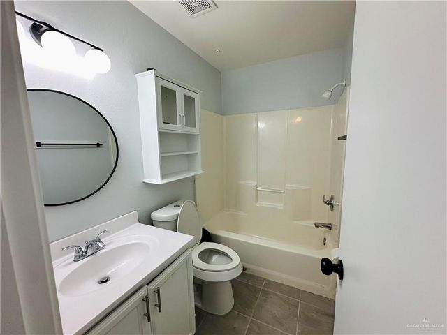 2901 Langer Drive, Edinburg, TX 78542