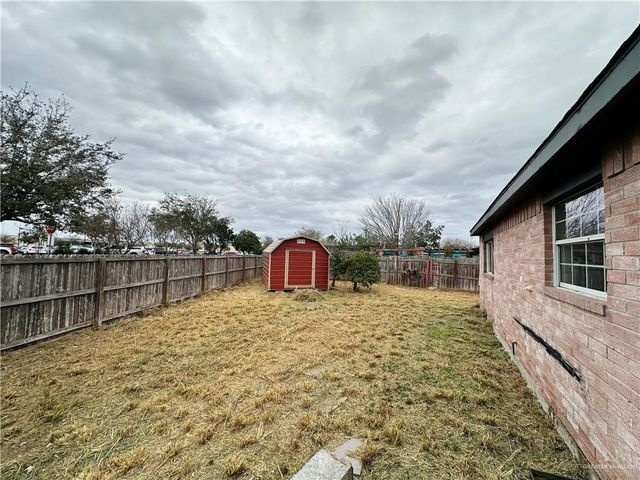 2901 Langer Drive, Edinburg, TX 78542