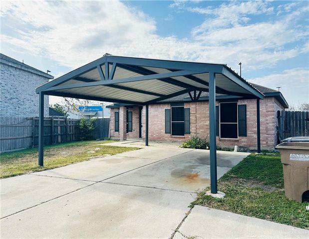 2901 Langer Drive, Edinburg, TX 78542