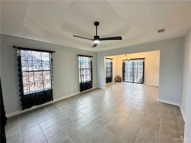 2901 Langer Drive, Edinburg, TX 78542