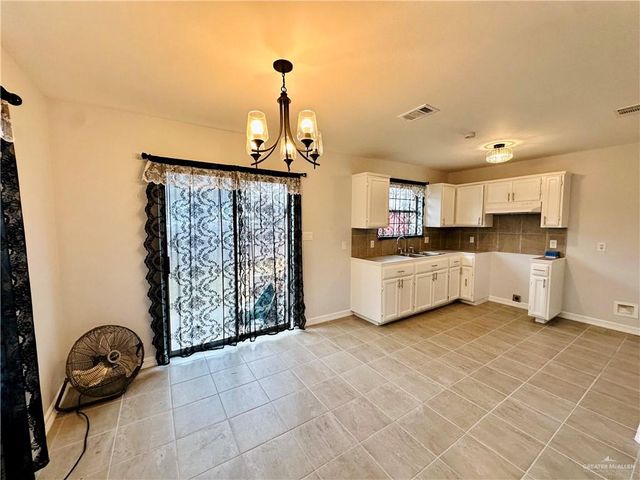 2901 Langer Drive, Edinburg, TX 78542