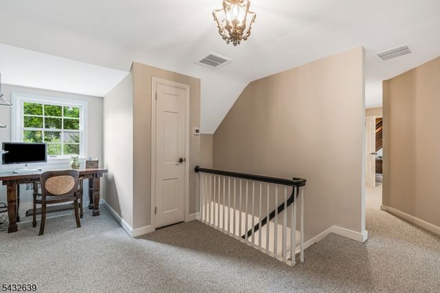 717 Hawthorne Ave, Bridgewater Twp., NJ 08805