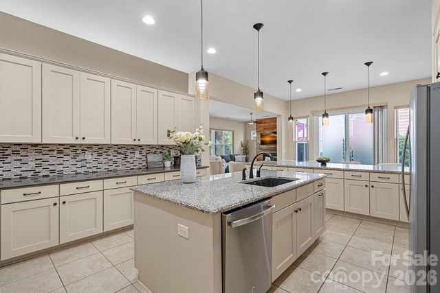 432 Granite Lake Court, Denver, NC 28307