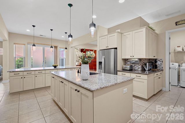 432 Granite Lake Court, Denver, NC 28307