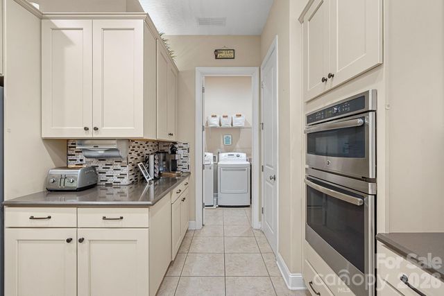 432 Granite Lake Court, Denver, NC 28307