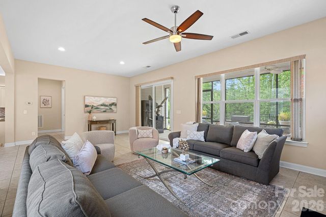 432 Granite Lake Court, Denver, NC 28307
