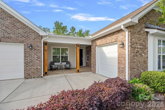 432 Granite Lake Court, Denver, NC 28307