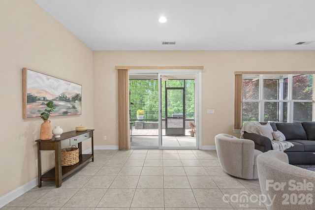 432 Granite Lake Court, Denver, NC 28307