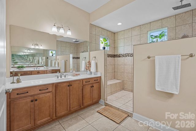 432 Granite Lake Court, Denver, NC 28307