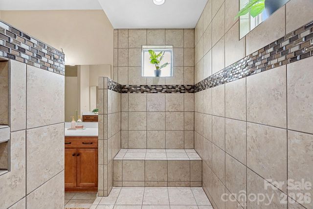 432 Granite Lake Court, Denver, NC 28307