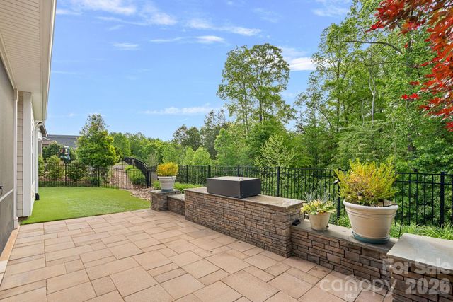 432 Granite Lake Court, Denver, NC 28307