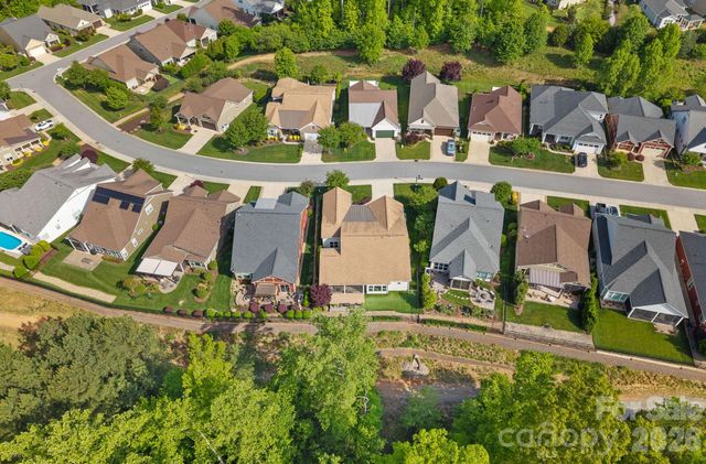 432 Granite Lake Court, Denver, NC 28307