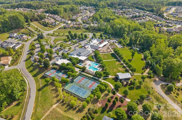432 Granite Lake Court, Denver, NC 28307