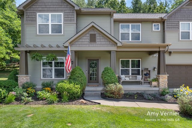 7860 Sandy Hollow Drive, Alto, MI 49302