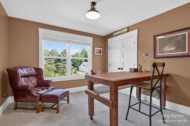 7860 Sandy Hollow Drive, Alto, MI 49302