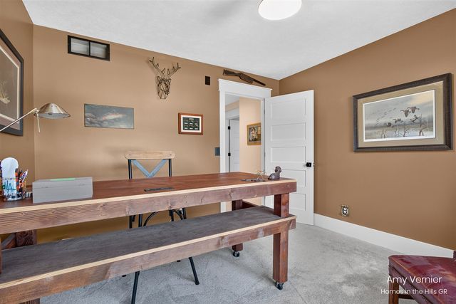 7860 Sandy Hollow Drive, Alto, MI 49302