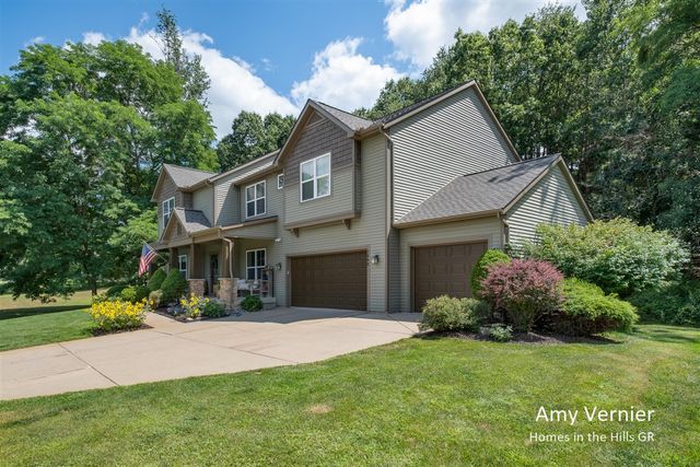 7860 Sandy Hollow Drive, Alto, MI 49302