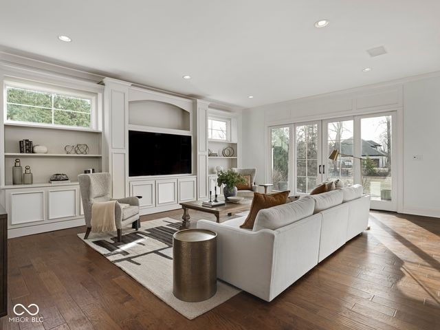 2361 Finchley Road, Carmel, IN 46032