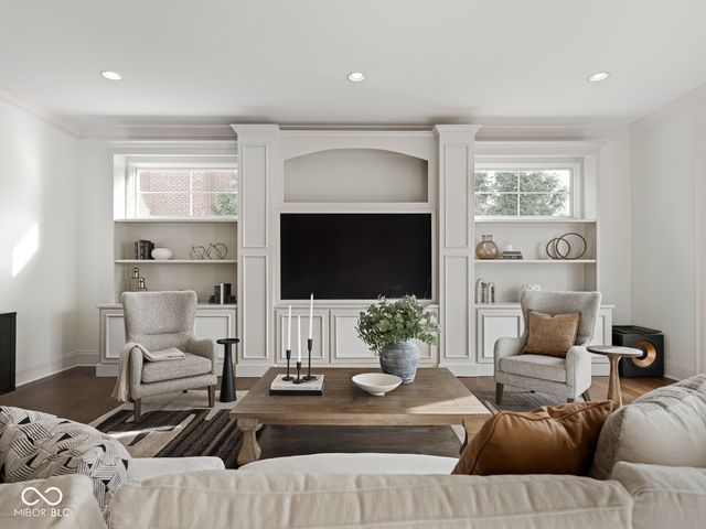 2361 Finchley Road, Carmel, IN 46032