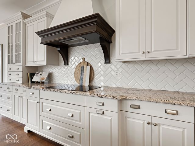 2361 Finchley Road, Carmel, IN 46032