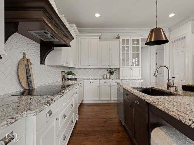 2361 Finchley Road, Carmel, IN 46032