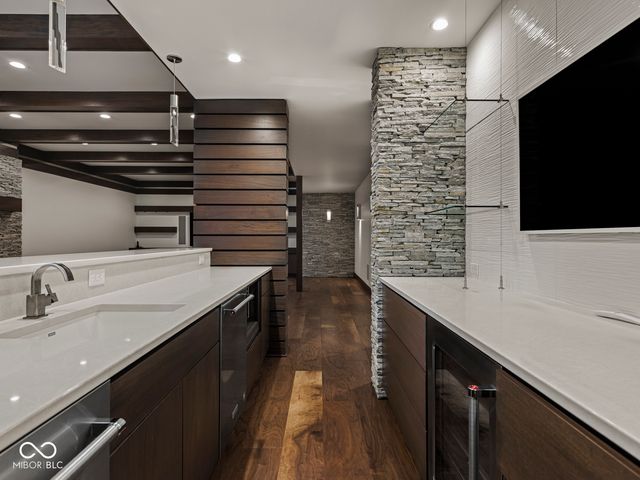 2361 Finchley Road, Carmel, IN 46032