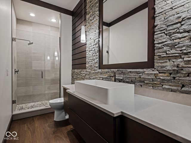 2361 Finchley Road, Carmel, IN 46032