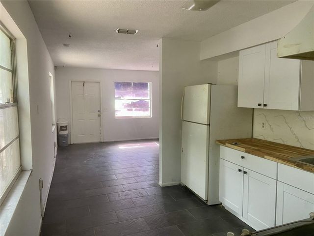 5613 7TH STREET COURT E, Bradenton, FL 34203
