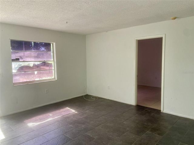5613 7TH STREET COURT E, Bradenton, FL 34203