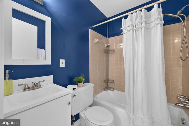 5502 BEACONSFIELD CT, Burke, VA 22015