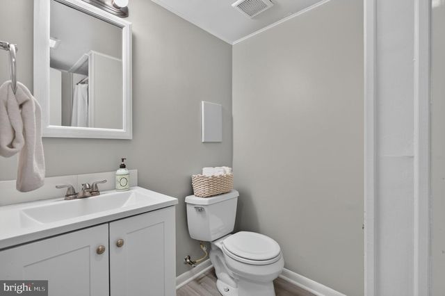 5502 BEACONSFIELD CT, Burke, VA 22015