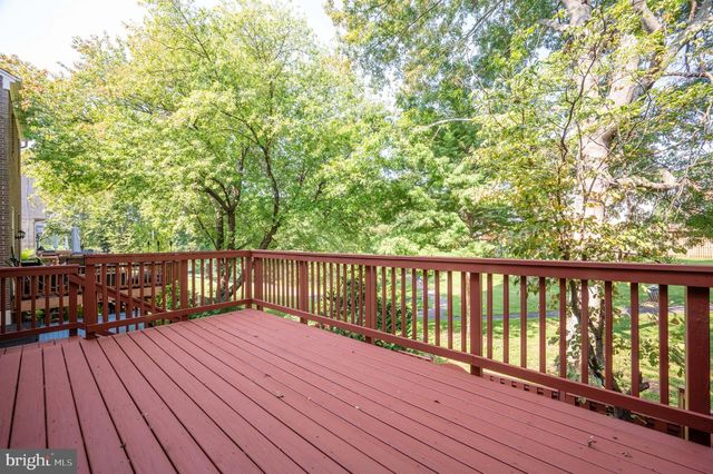 5502 BEACONSFIELD CT, Burke, VA 22015