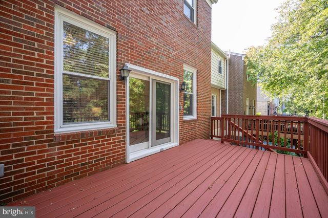 5502 BEACONSFIELD CT, Burke, VA 22015