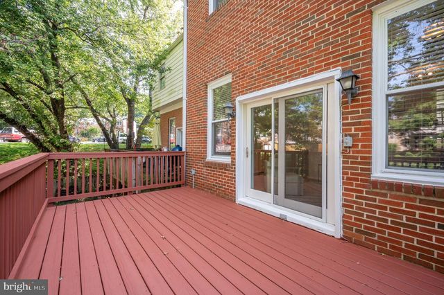 5502 BEACONSFIELD CT, Burke, VA 22015