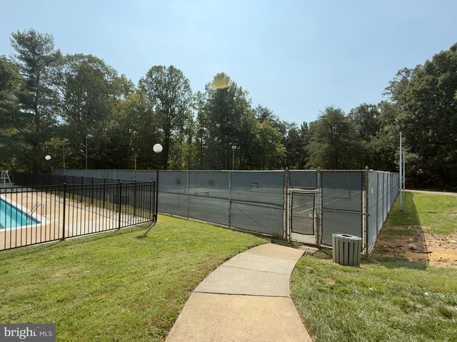 5502 BEACONSFIELD CT, Burke, VA 22015