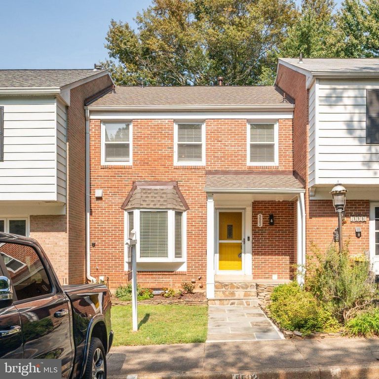 5502 BEACONSFIELD CT, Burke, VA 22015