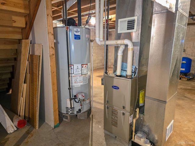 3954 Hayward Road, Munising, MI 49862