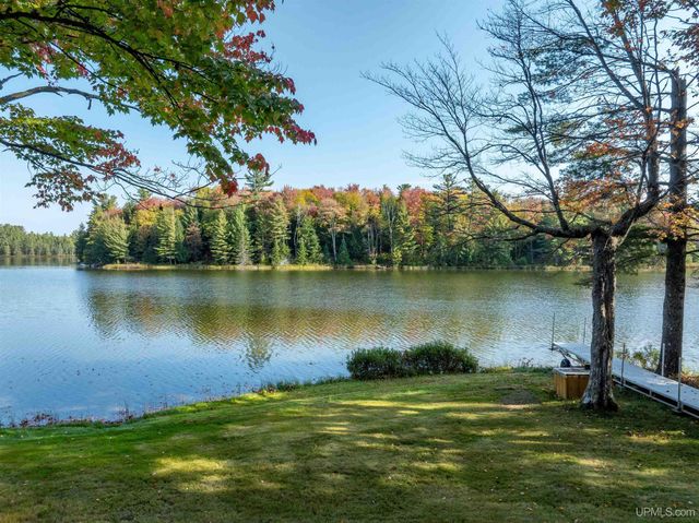 3954 Hayward Road, Munising, MI 49862