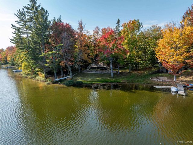 3954 Hayward Road, Munising, MI 49862