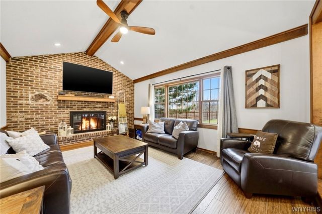 9165 Greiner Road, Clarence, NY 14031