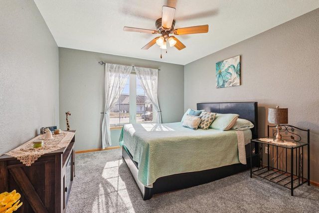 1215 Huron WAY, Hartford, WI 53027