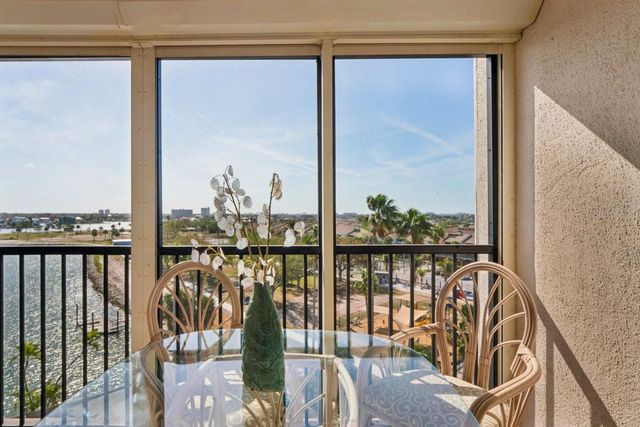 10355 PARADISE BOULEVARD 604, Treasure Island, FL 33706