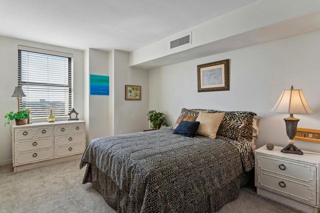 10355 PARADISE BOULEVARD 604, Treasure Island, FL 33706